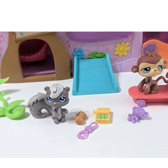 Littlest Pet Shop LPS Kohls Exclusive Pets Only Clubhouse Accessories Purple - Picture 5 of 6